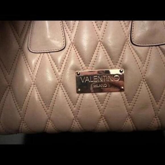 Valentino Chic Quilted Designer Tote in Blush - Picture 4 of 7